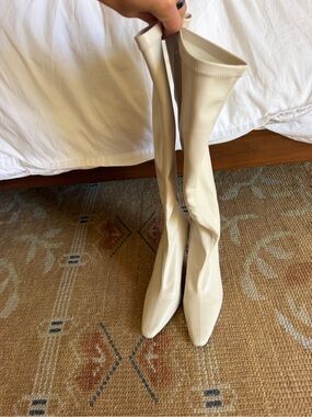 Femme LA Whistler knee boot in cream